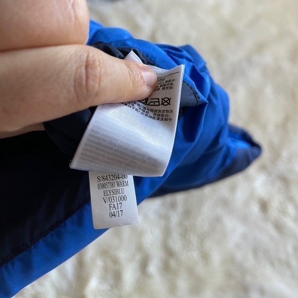 Gap Boys Ombre Blue Puffer Vest 4 Years Full Zip - Picture 6 of 7